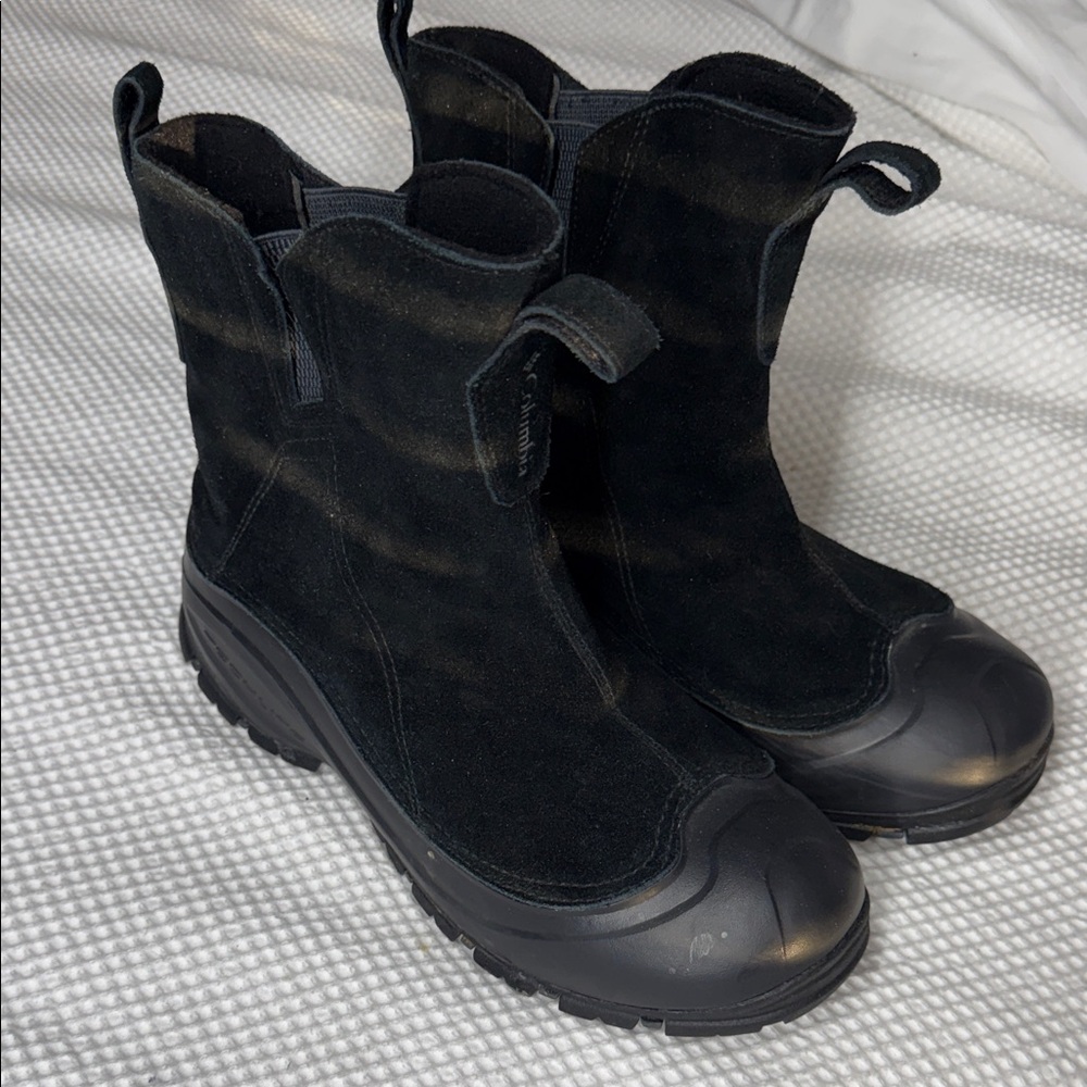 Columbia Men’s Slopeside Village Chelsea Waterproof Black Suede Boots - 10
